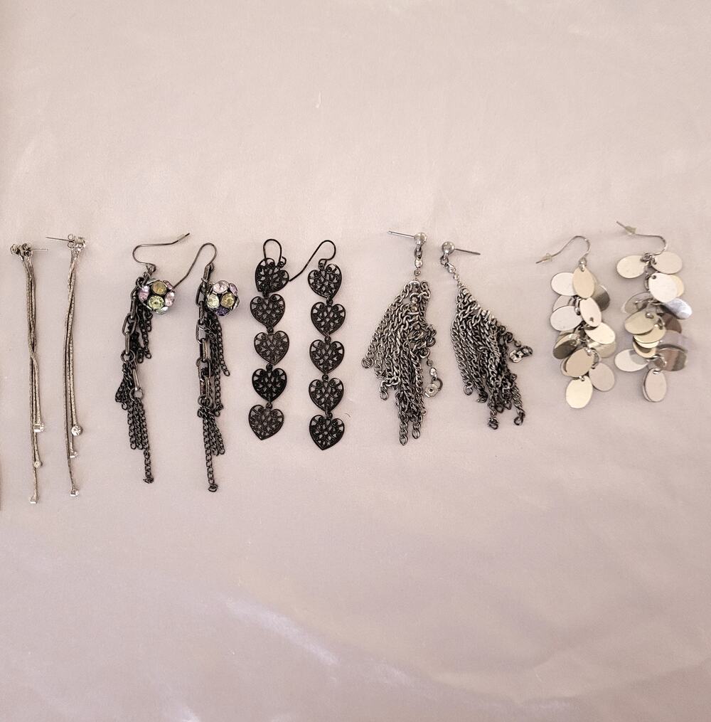 Vtg 90s Y2K 5 Pc Long Pierced Silvertone Earrings Lot Dangle Drop Chain Hearts